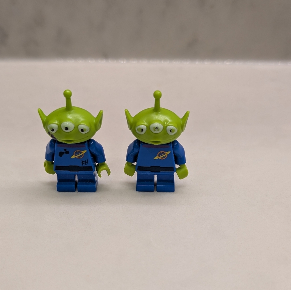 Toy Story LEGO Minifigures- Aliens